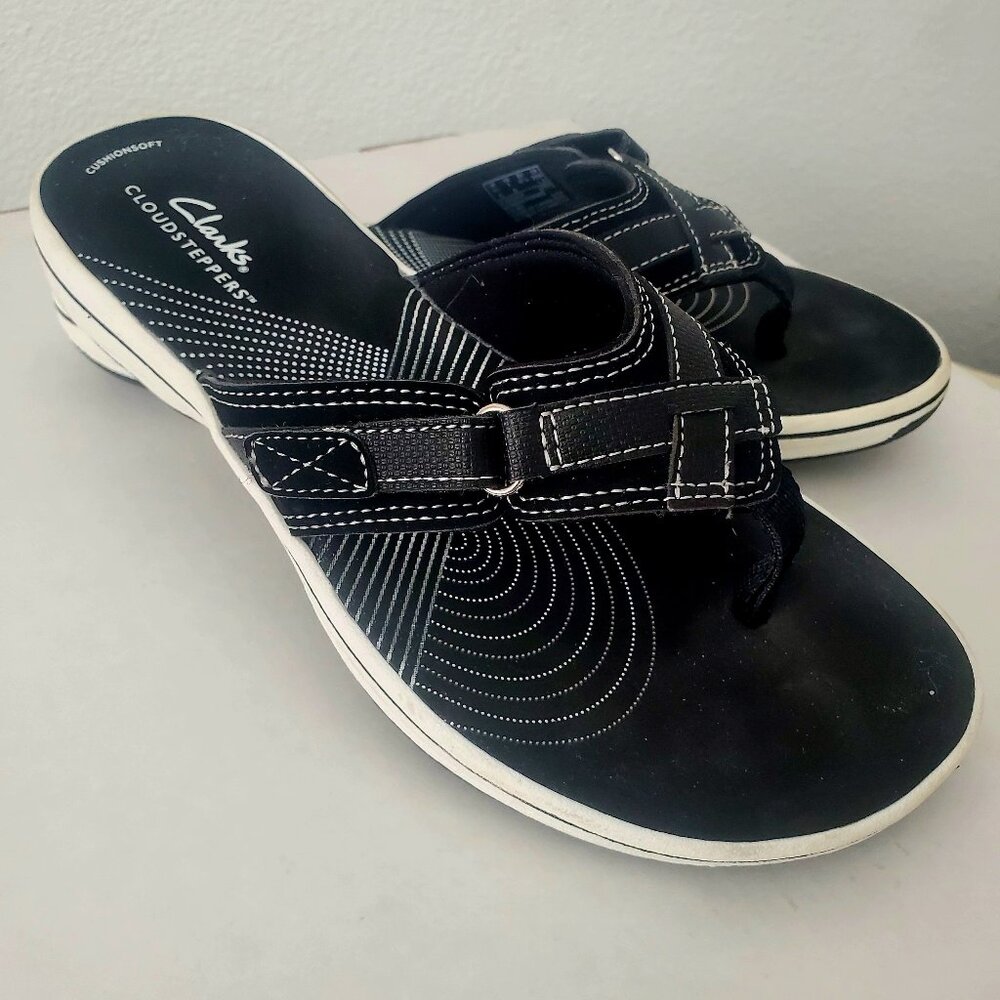 Clark's Cloudsteppers Breeze Sea  Flip Flop Sandals Size 7